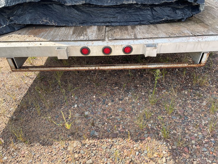 #3100-•-karavan-tandem-axle-aluminum-frame-snowmobile-trailer-(no-title)-(cadot,-wi)-image-19
