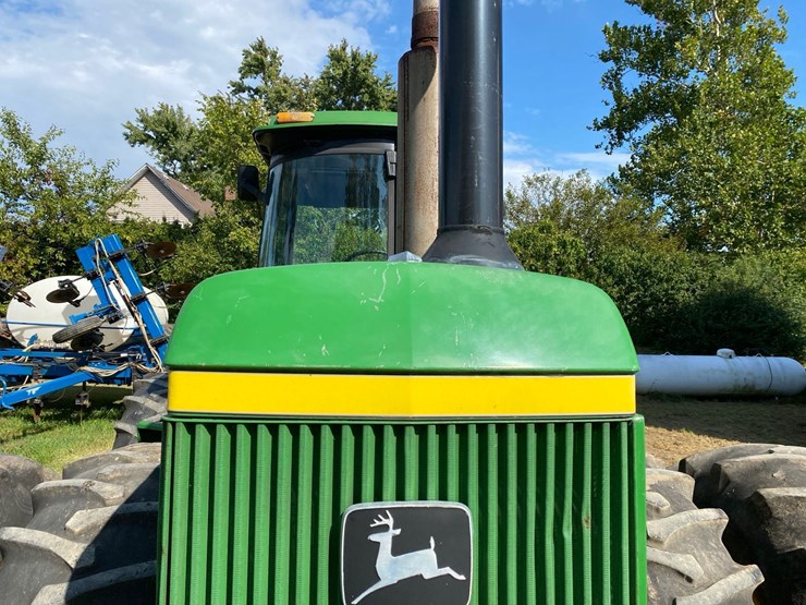 john-deere-8430-image-9