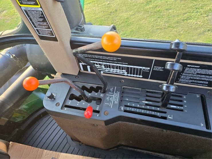 john-deere-8970-image-32