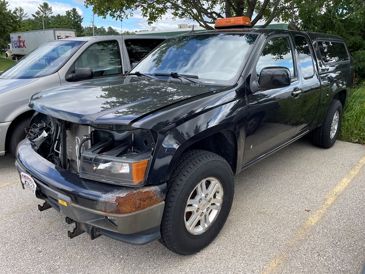 #8007-•-2009-chevy-colorado-lt-truck-(with-wi-title)-image-1