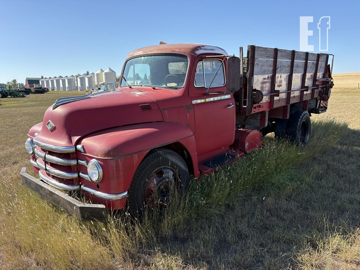 1955-diamond-t-truck-image-3