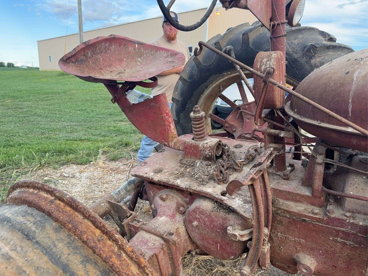 farmall-h-image-23