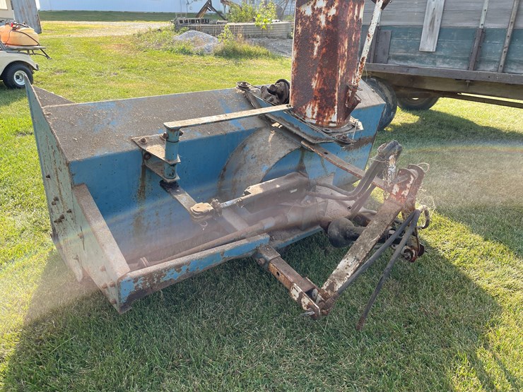 3-pt.-snowblower-image-6