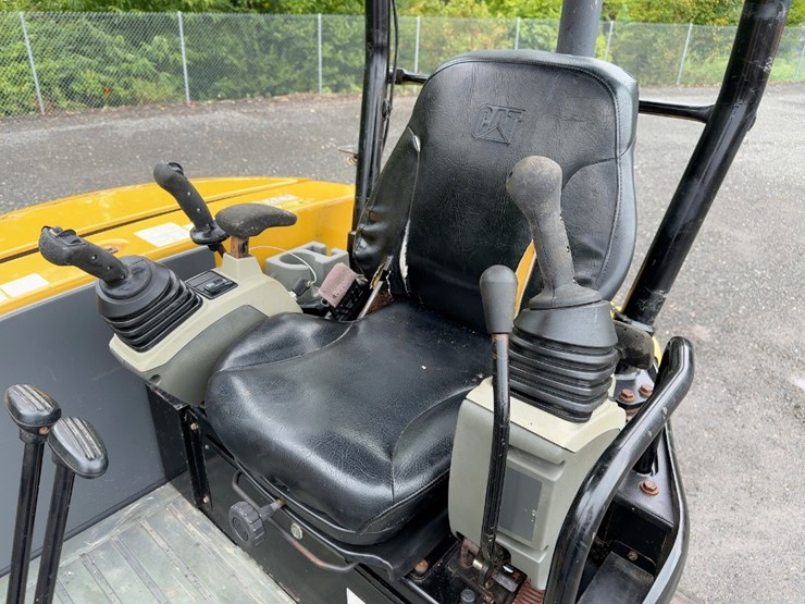 2016-caterpillar-304e2-cr-image-35