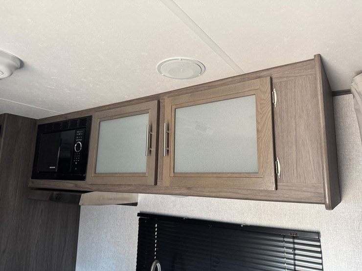 #3310-•-2021-kodiak-ultra-lite-227bh-camper-(no-title)-(waukesha,-wi)-image-27