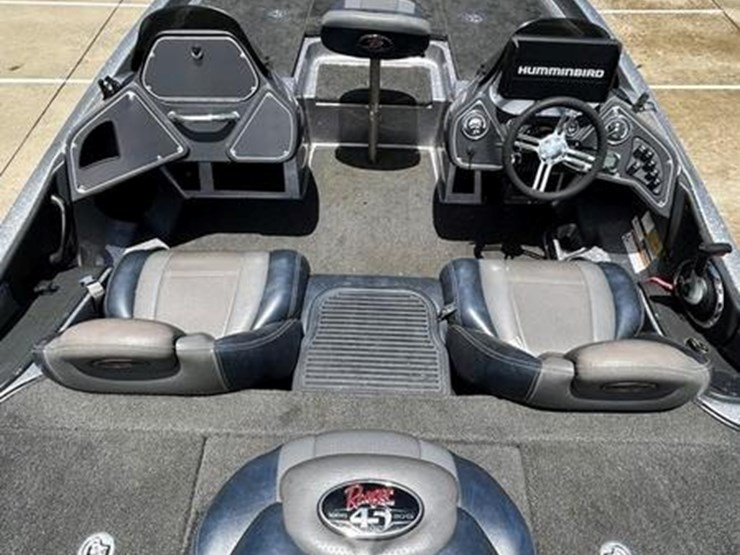 #207-•-2013-ranger-boats-z119c-boat-image-7
