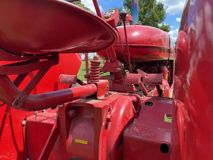 farmall-w-9-image-39