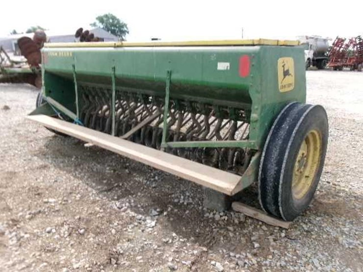 john-deere-8300-image-16