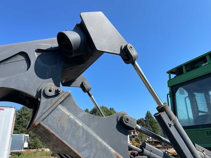 2000-john-deere-660-image-27