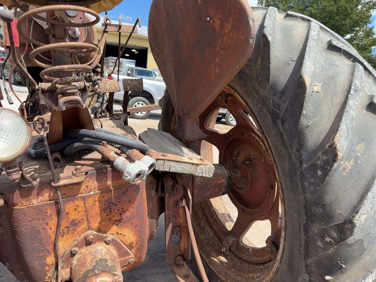 farmall-m-image-31