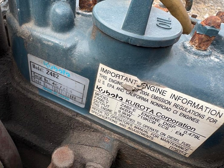 kubota-z482-2-cylinder-diesel-engine-image-5