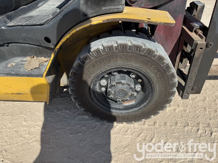 2020-komatsu-fg25t-16-image-18