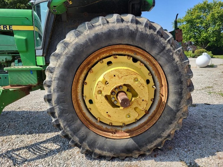 john-deere-4650-image-25