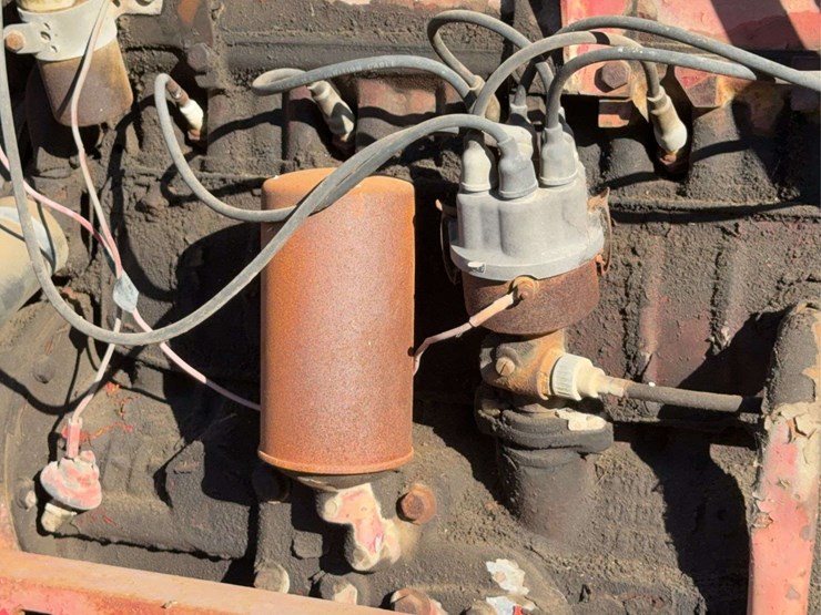 farmall-806-image-58