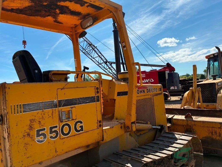 deere-550g-image-17