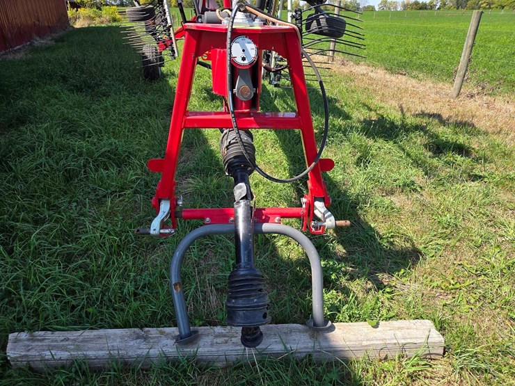 massey-furgeson-rk-662-twin-rotor-rake-image-23