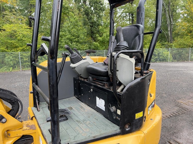 2016-caterpillar-304e2-cr-image-27