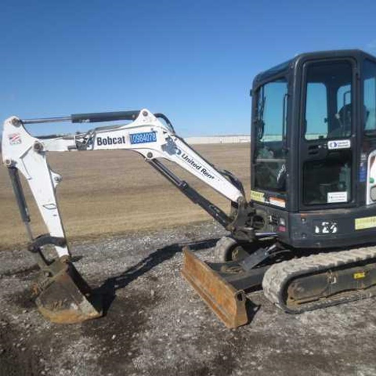 2019 BOBCAT E26