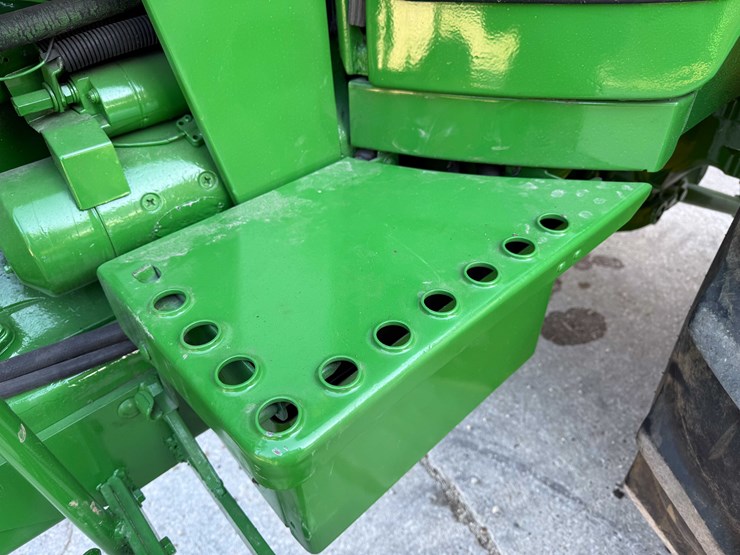 john-deere-4430-image-11