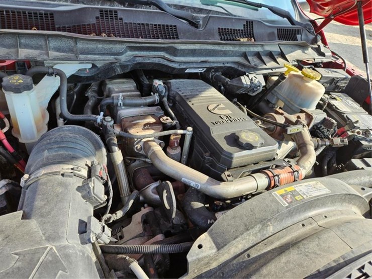 2017-dodge-ram-5500-image-10