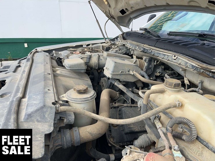 2021-ford-f350-image-18