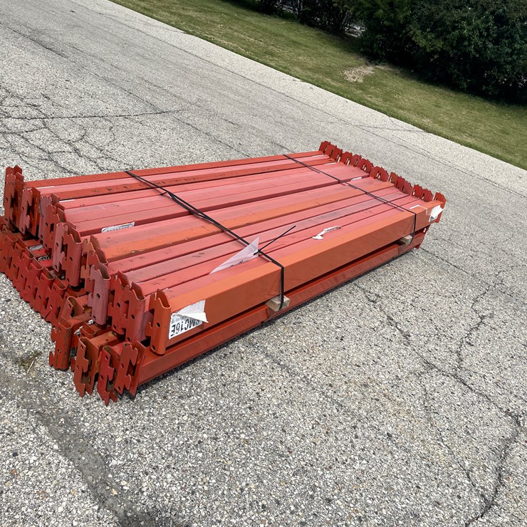 #1368 • 8' Pallet Racking Cross Members