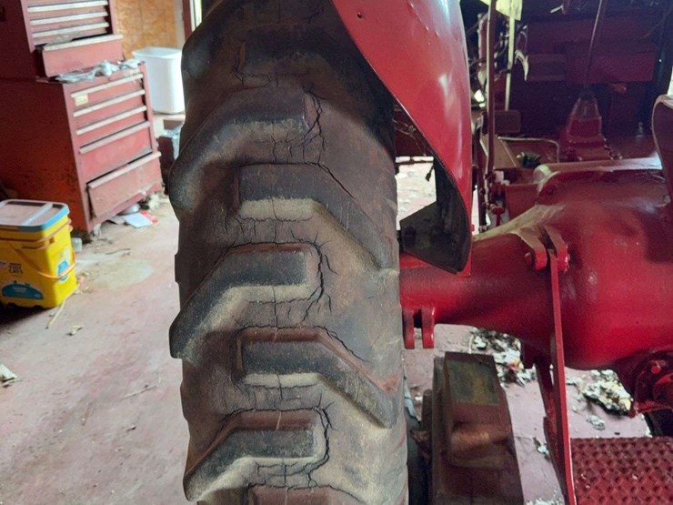 co-op-tractor-image-36