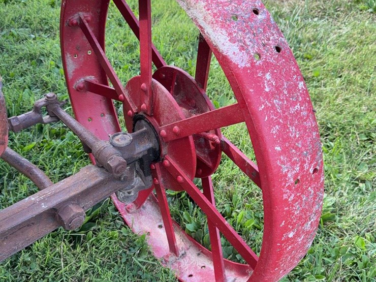 mccormick-deering-10-20-image-16