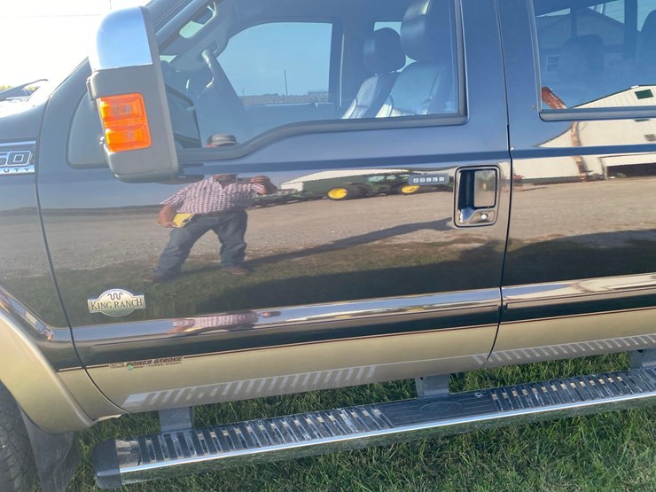 2013-ford-f250-king-ranch-image-18