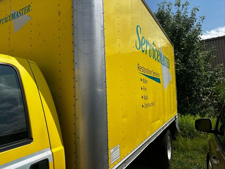 2005-ford-box-truck---blown-engine---will-need-towed---vin-#-1-fdxf46y05eb77980-image-14