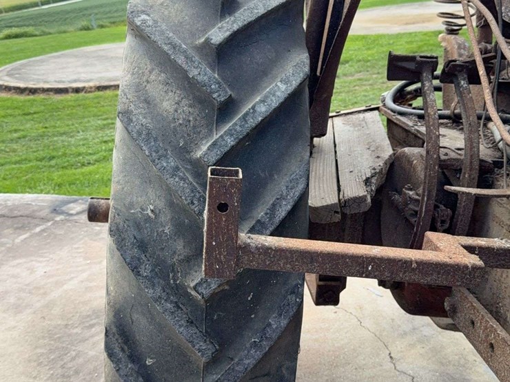 farmall-m-image-17