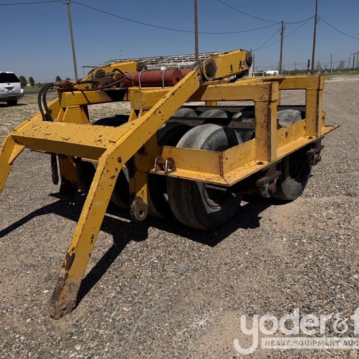 Bigham Kam-Pac Pneumatic Packer/Roller to suit Grader