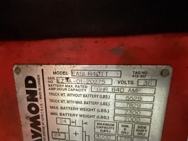 #7154-•-raymond-electric-forklift-image-32