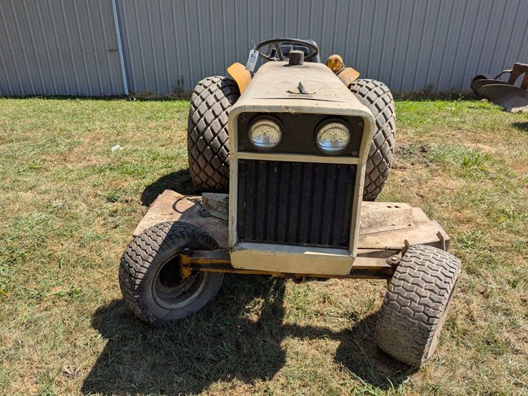 international-cub-image-2