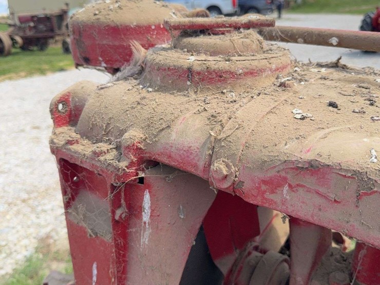 farmall-f-12-image-45