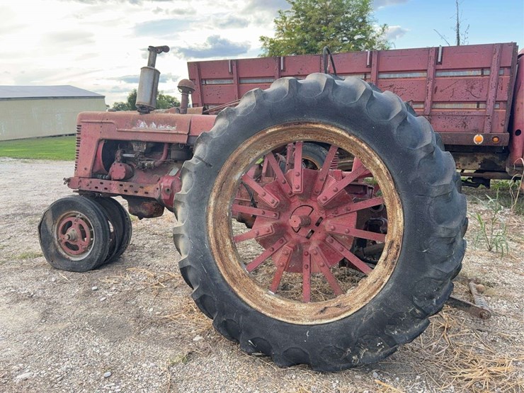 farmall-h-image-3