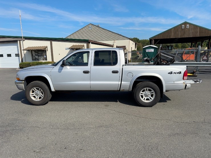 2004-dodge-dakota-slt-image-2