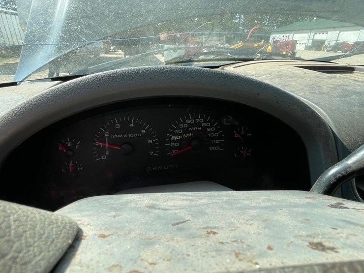 2006-ford-f150-xlt-image-3