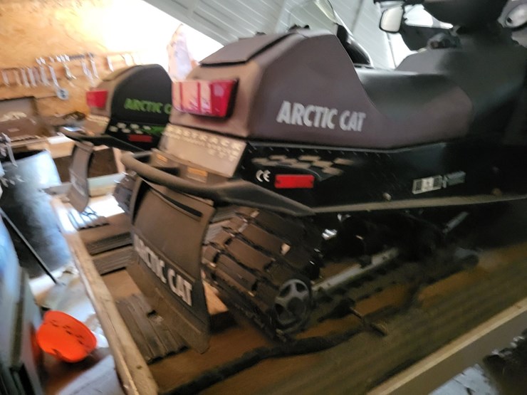 caterpillar-440-image-39