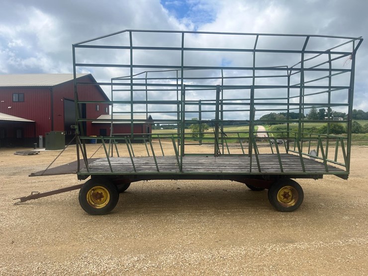 hay-wagon-image-3