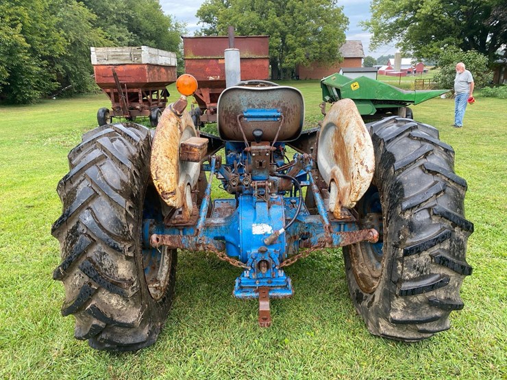ford-3000-image-5