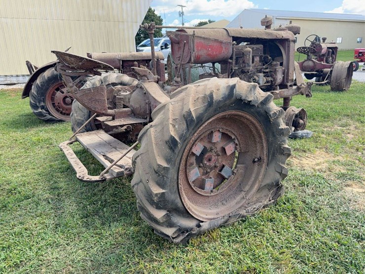 farmall-f-20-image-8