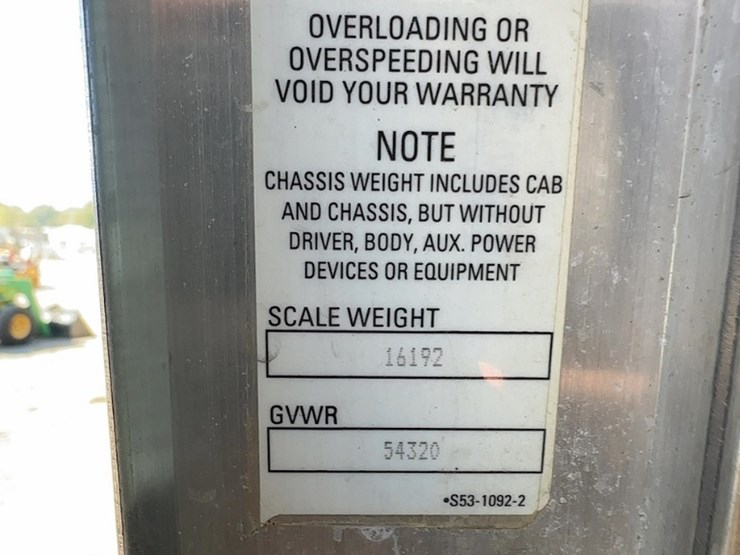 2015-kenworth-t800-image-31