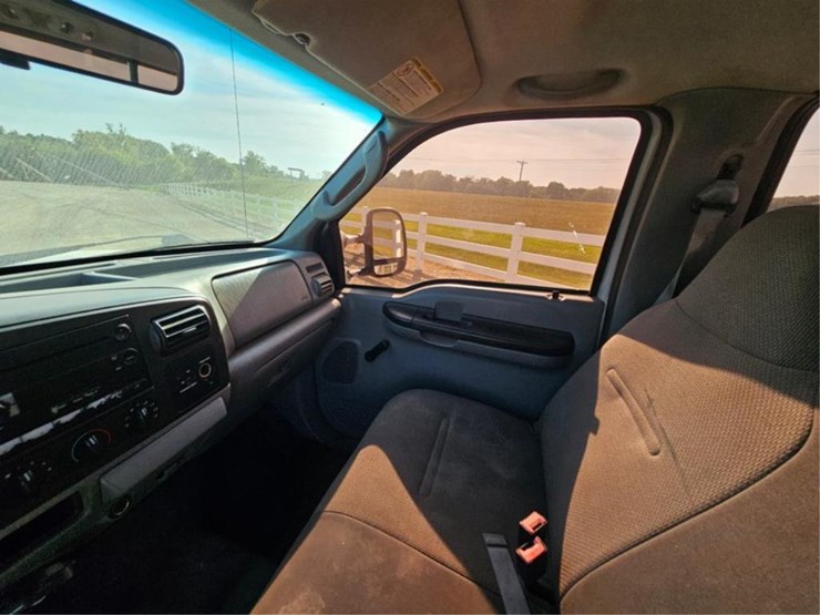 2005-ford-f250-image-25