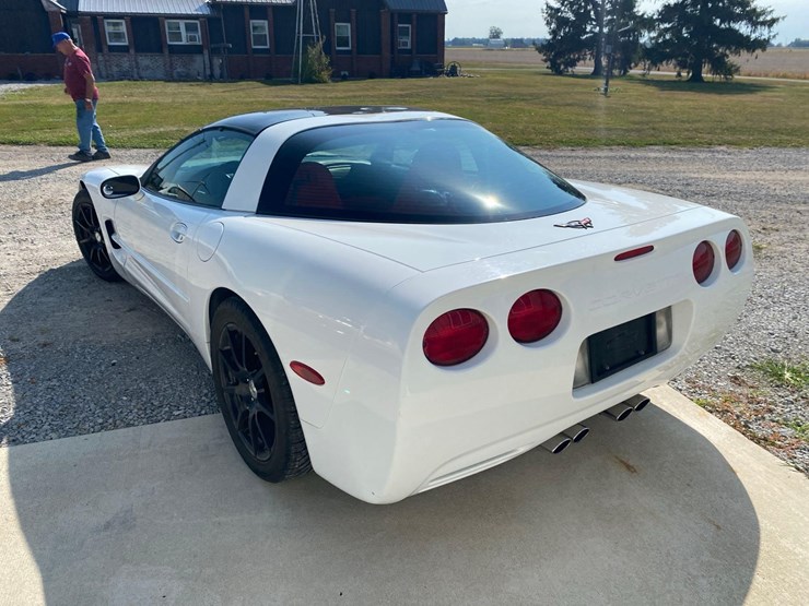 2000-corvette-c5-image-4