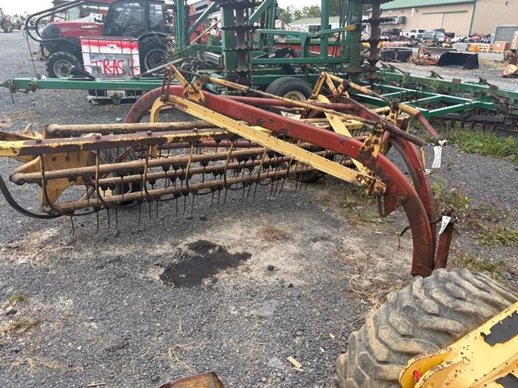 new-holland-260-image-2