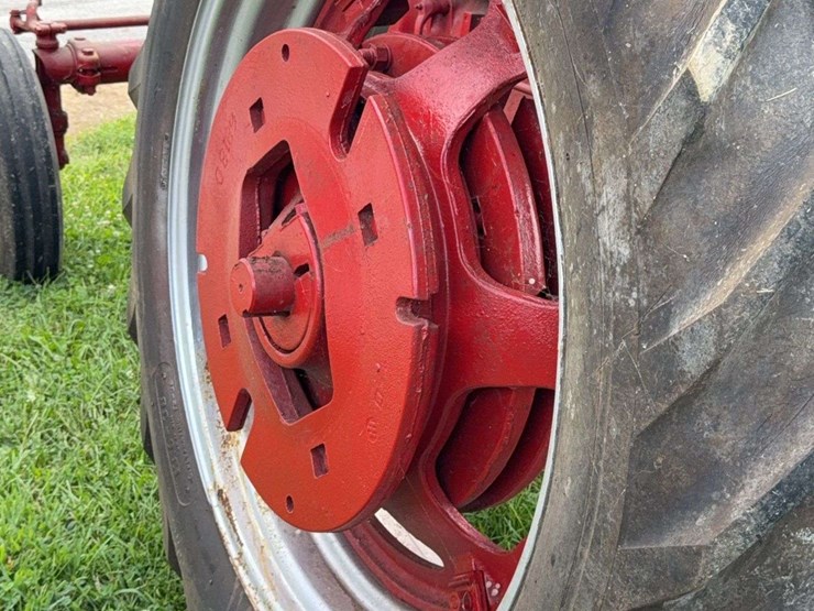 farmall-super-md-image-26
