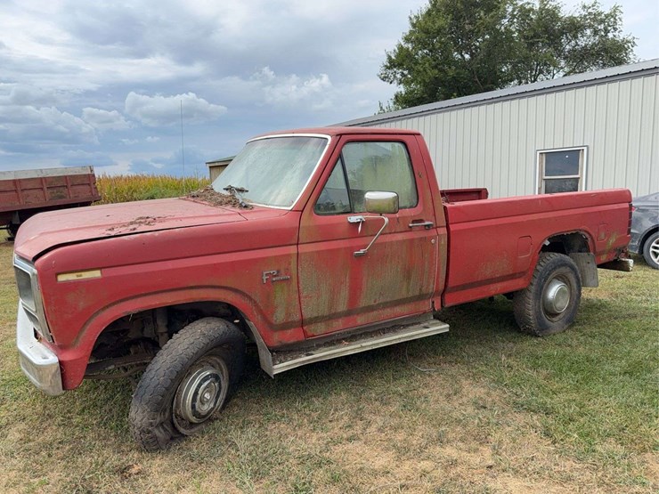 1984-ford-f250-image-2