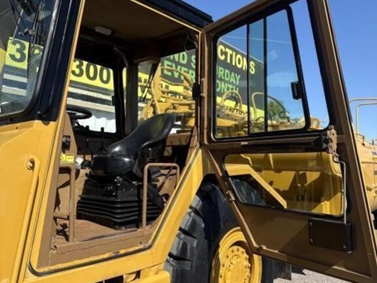 2007-caterpillar-613c-image-48