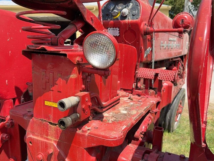 farmall-300-image-41